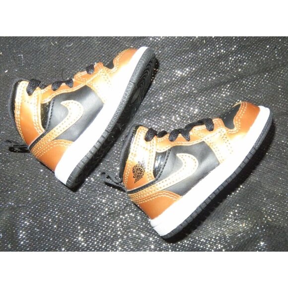 Nike Air Jordan 1 Mid Retro Metallic Gold Toddler 4C DM6217-001 - Picture 6 of 9